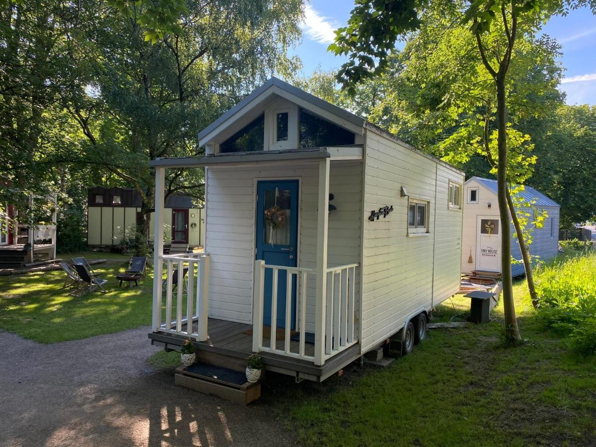 Tiny House Ems Im Pier9 Tiny House Hotel Hamm  Buitenkant foto