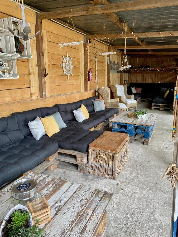 Tiny House Ems Im Pier9 Tiny House Hotel Hamm  Buitenkant foto